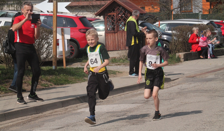 54. fotografia fotogalérie Šport / 37. ročník Behu Hornádskou dolinou - polmaratón