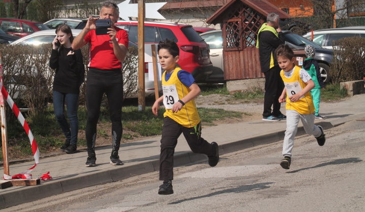55. fotografia fotogalérie Šport / 37. ročník Behu Hornádskou dolinou - polmaratón