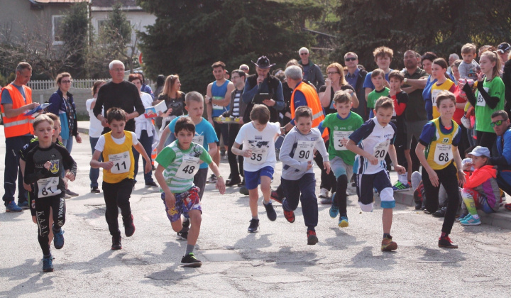 61. fotografia fotogalérie Šport / 37. ročník Behu Hornádskou dolinou - polmaratón