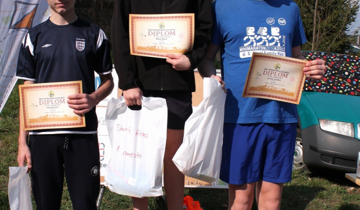 75. fotografia fotogalérie Šport / 37. ročník Behu Hornádskou dolinou - polmaratón