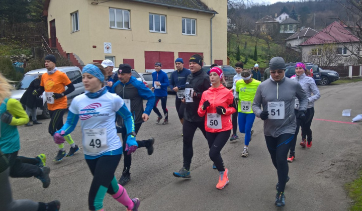 17. fotografia fotogalérie Šport / Na Kysacký hrad a ešte ďalej 2017