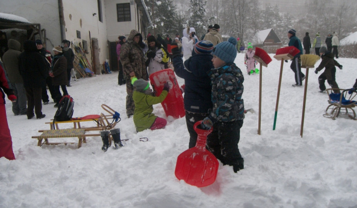 42. fotografia fotogalérie PERINBABA SHOW 2017