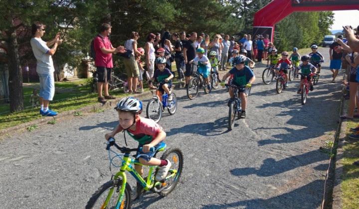 9. fotografia fotogalérie Šport / TOUR de Kysak 2016