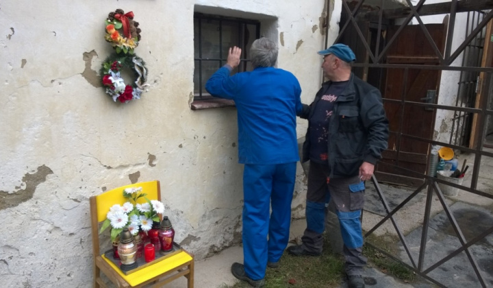 1. fotografia fotogalérie Šport / Jesenná brigáda pri horárni