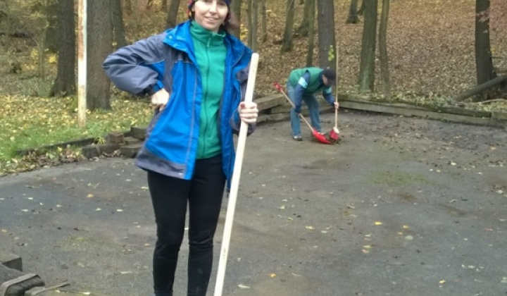 3. fotografia fotogalérie Šport / Jesenná brigáda pri horárni