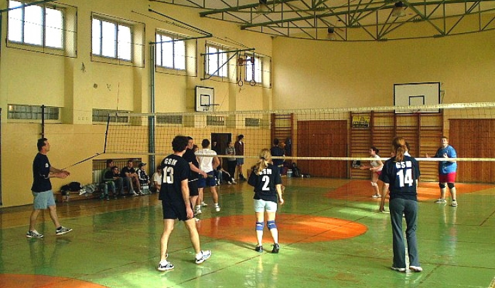 3. fotografia fotogalérie Volejbalový turnaj - Memoriál Petra Gregoroviča