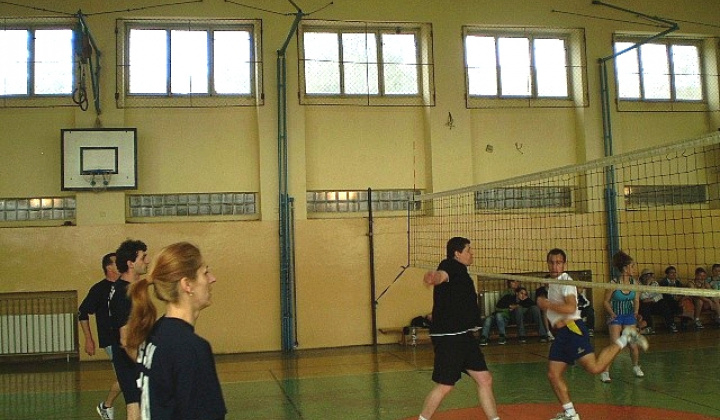 4. fotografia fotogalérie Volejbalový turnaj - Memoriál Petra Gregoroviča