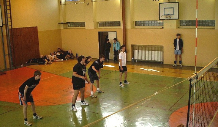 6. fotografia fotogalérie Volejbalový turnaj - Memoriál Petra Gregoroviča