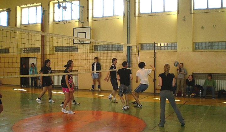 7. fotografia fotogalérie Volejbalový turnaj - Memoriál Petra Gregoroviča