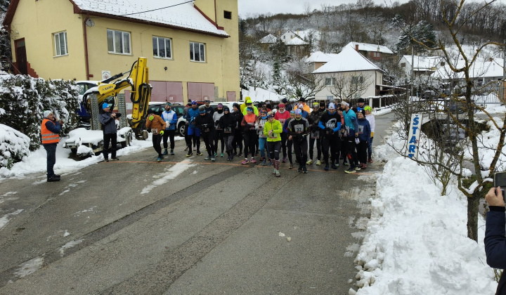 6. fotografia fotogalérie Archív šport / Beh na kysacký hrad - foto