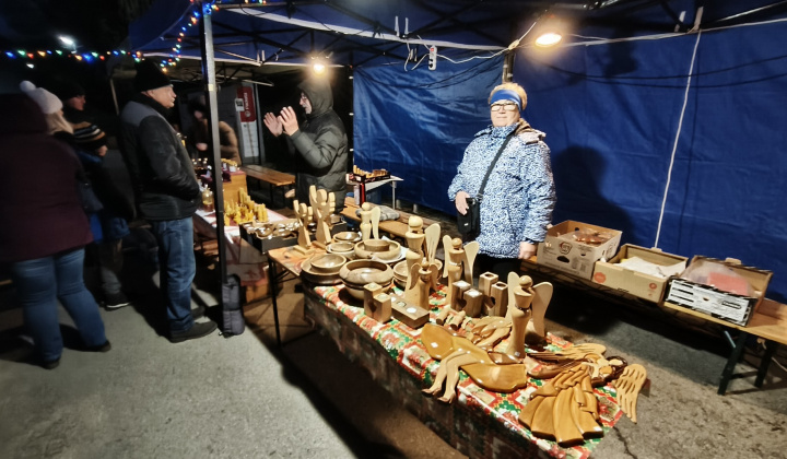 3. fotografia fotogalérie Archív kultura / Kysacké vianočné trhy  a adventný koncert  - foto