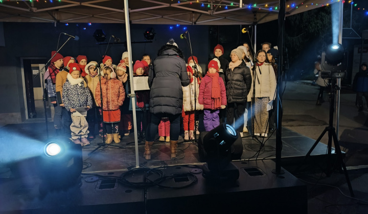 31. fotografia fotogalérie Archív kultura / Kysacké vianočné trhy  a adventný koncert  - foto