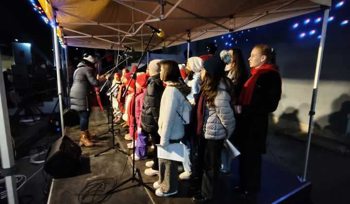 33. fotografia fotogalérie Archív kultura / Kysacké vianočné trhy  a adventný koncert  - foto