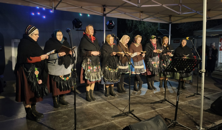 39. fotografia fotogalérie Archív kultura / Kysacké vianočné trhy  a adventný koncert  - foto