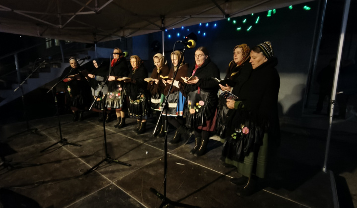 40. fotografia fotogalérie Archív kultura / Kysacké vianočné trhy  a adventný koncert  - foto