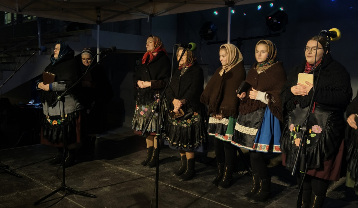 43. fotografia fotogalérie Archív kultura / Kysacké vianočné trhy  a adventný koncert  - foto