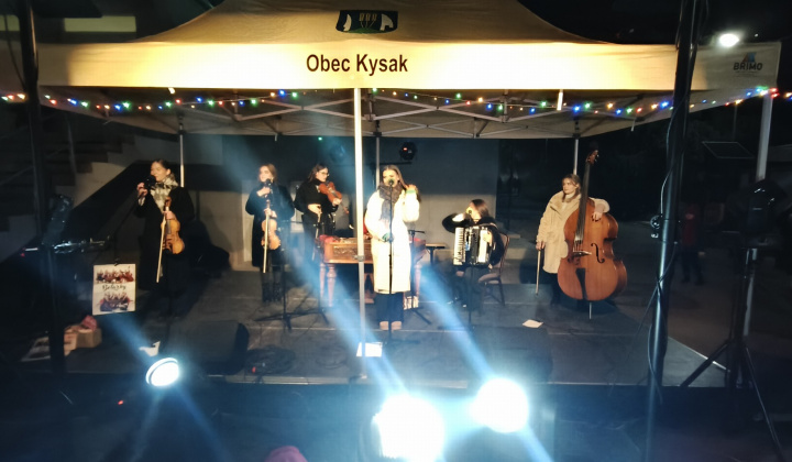 50. fotografia fotogalérie Archív kultura / Kysacké vianočné trhy  a adventný koncert  - foto