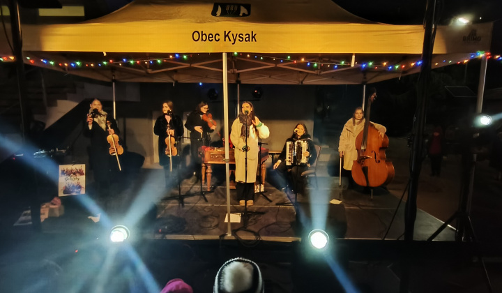 52. fotografia fotogalérie Archív kultura / Kysacké vianočné trhy  a adventný koncert  - foto