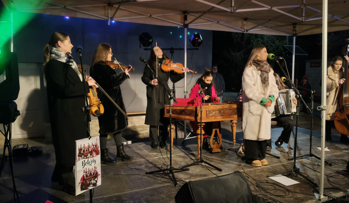 69. fotografia fotogalérie Archív kultura / Kysacké vianočné trhy  a adventný koncert  - foto