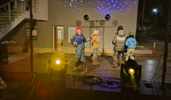 75. fotografia fotogalérie Archív kultura / Kysacké vianočné trhy  a adventný koncert  - foto