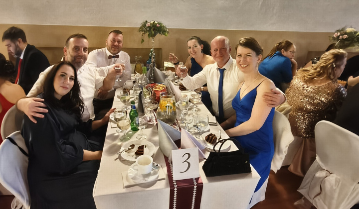 8. fotografia fotogalérie Archív kultura / 25. Kysacký ples - foto