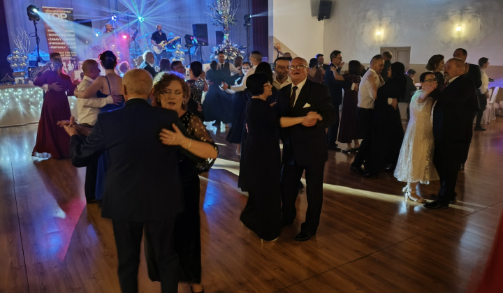 23. fotografia fotogalérie Archív kultura / 25. Kysacký ples - foto