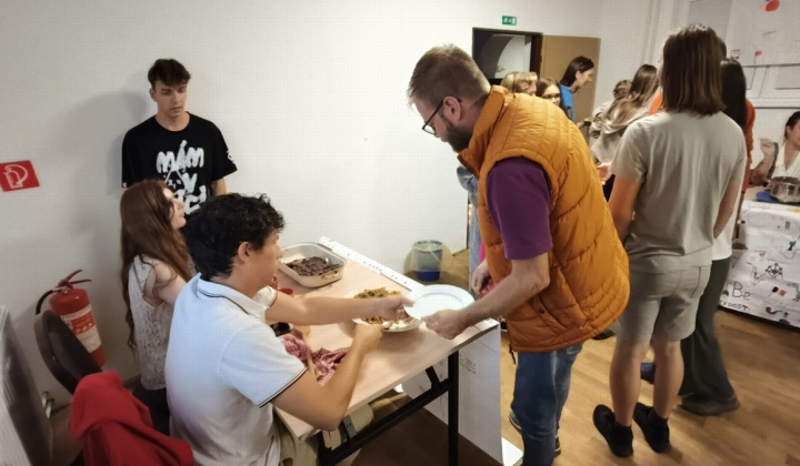 7. fotografia fotogalérie Aktuality - archív / Zachráňme hrad Kysak - foto