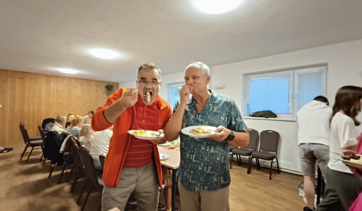 16. fotografia fotogalérie Aktuality - archív / Zachráňme hrad Kysak - foto