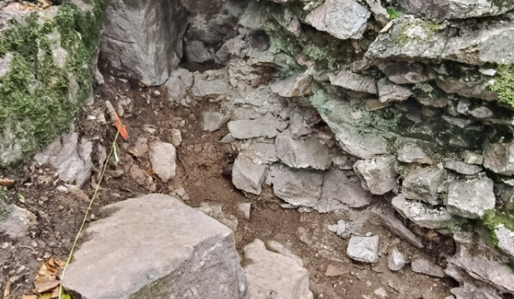 41. fotografia fotogalérie Aktuality - archív / Zachráňme hrad Kysak - foto