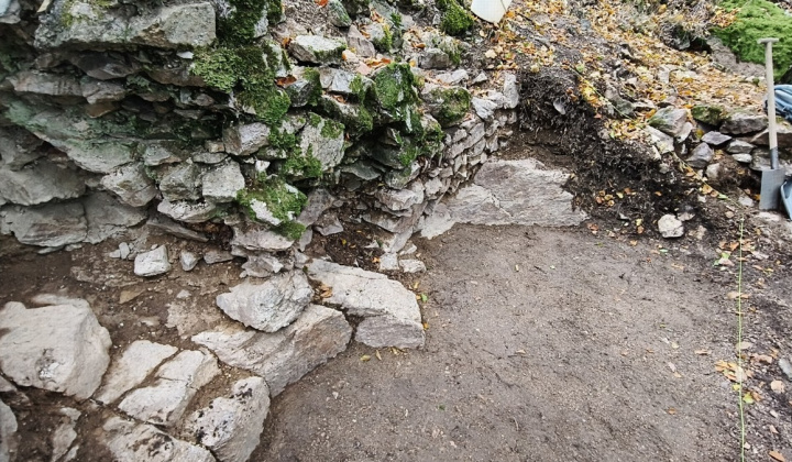 42. fotografia fotogalérie Aktuality - archív / Zachráňme hrad Kysak - foto