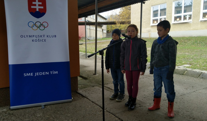 6. fotografia fotogalérie Oznamy OcÚ / Odhalenie pamätnej tabule venovanej Antonovi Urbano