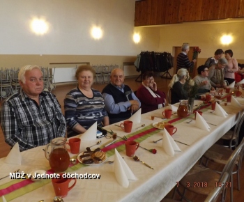 Jednota dôchodcov / Členská schôdza pri príležitosti MDŽ