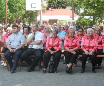 Cirkevné oznamy / Vystúpenie cirkevných zborov na dni obce Trebe