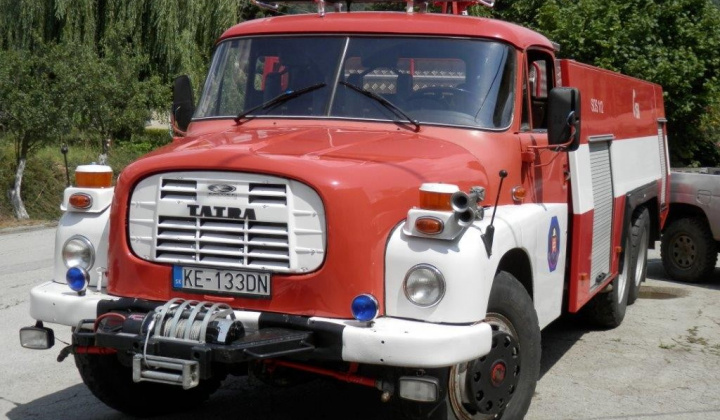 Fotka - Prevzatie hasičského auta